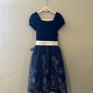 Jona Michelle size 8 party dress blue velvet sparkle top